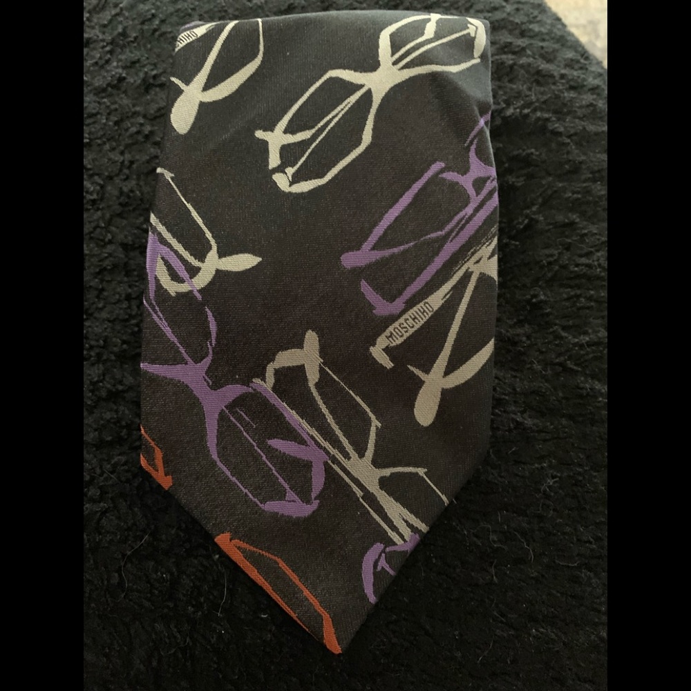 Moschino authentic men’s tie 100% silk
